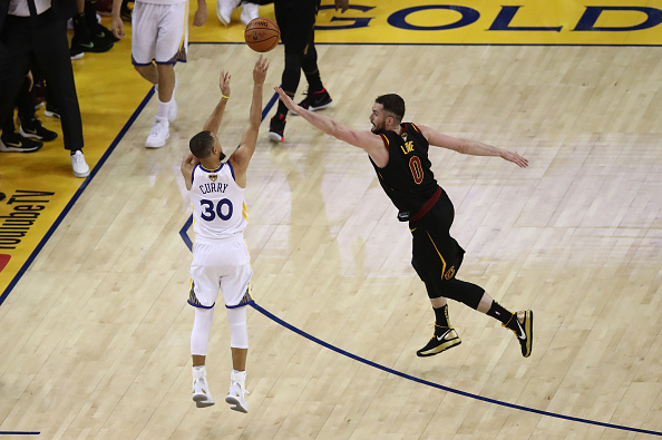 2018 NBA Finals Game 2: Stephen Curry Has Record Breaking Night