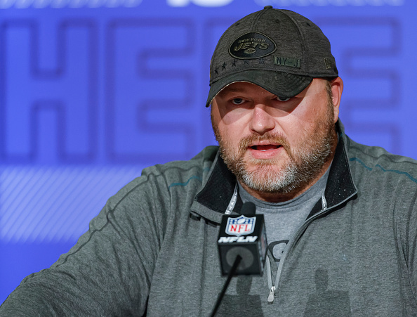 Joe Douglas enters NFL combine with assets to turn Jets around