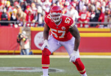 offensive linemen