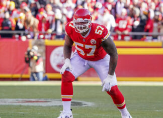 offensive linemen