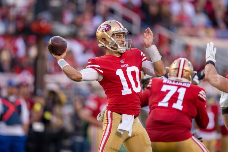 3 Reasons Why Jimmy Garoppolo Should be the Next Quarterback for the New York Jets