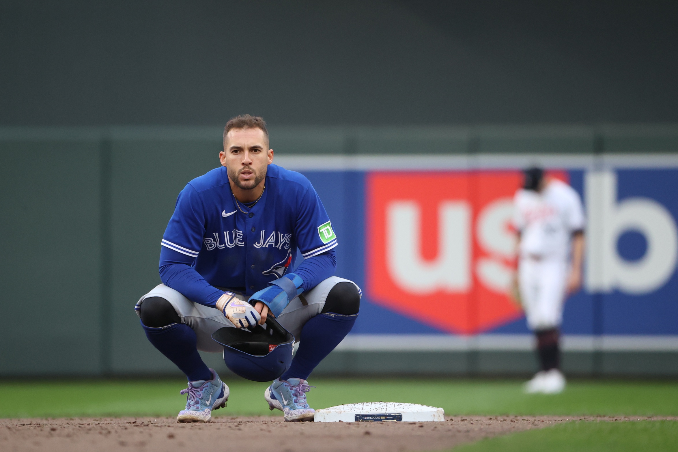 Blue Jays center fielder Kevin Kiermaier exits vs. Twins with