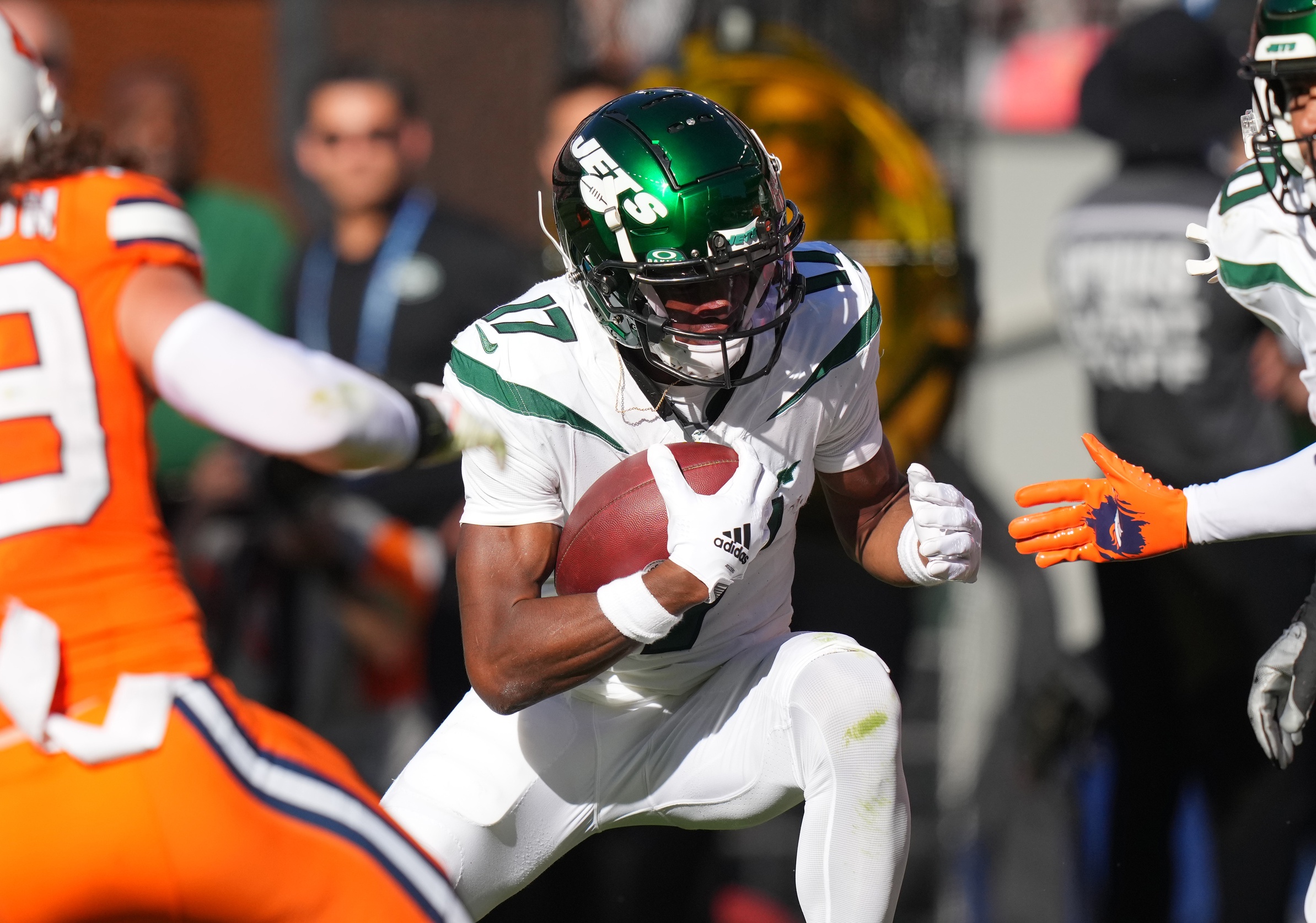 Broncos Mixing Old Uniforms With the New vs. Eagles