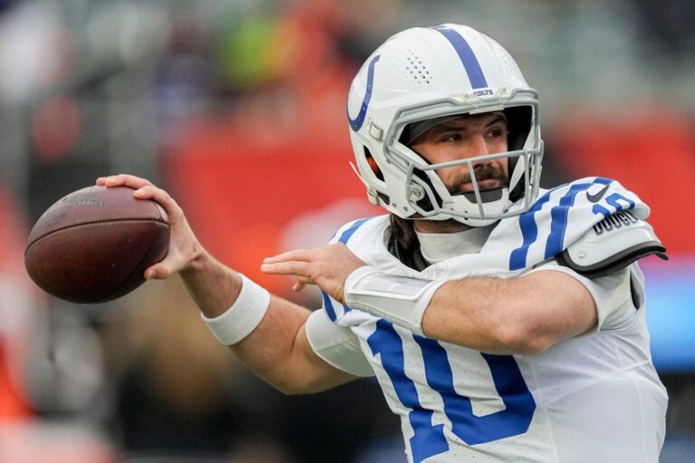 Indianapolis Colts quarterback Gardner Minshew II (10) throws a pass Sunday, Dec. 10, 2023, while warming up before a game against the Cincinnati Bengals at Paycor Stadium in Cincinnati.