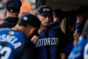 Home 5 Detroit Tigers