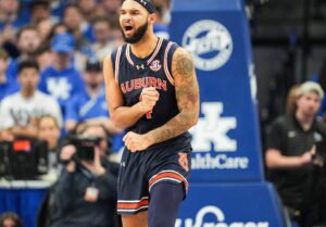 Home 10 Johni Broome (4) is a popular pick to be a First Team All-American this season.