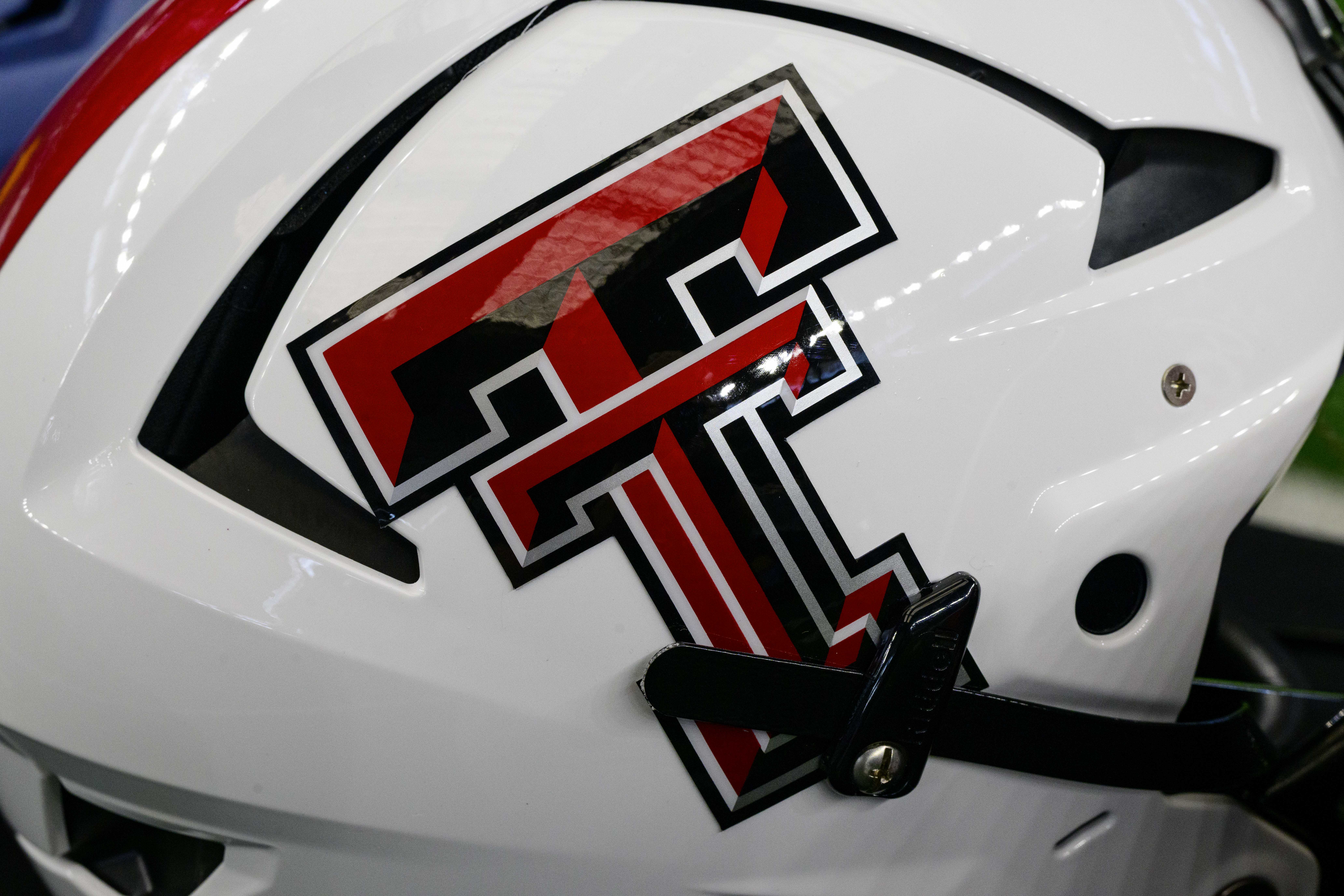 Home 12 Texas Tech's transfer portal