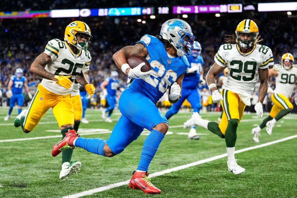 A Thanksgiving Day Rivalry: Green Bay Packers vs Detroit Lions 3 Green Bay Packers vs Detroit Lions Thanksgiving Day Rivalry is renewed in 2025