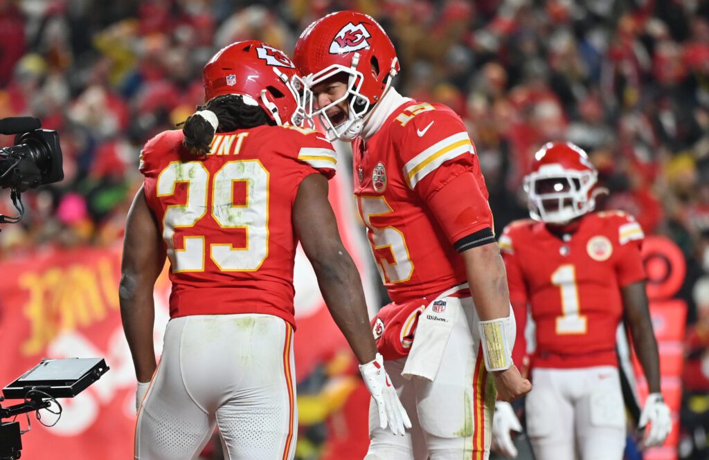 2025 NFL Playoffs Panic Button: Chiefs, Colts Face Must-Win Games In Week 15 3 Chiefs week 15