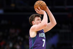 Knueppel's historic night